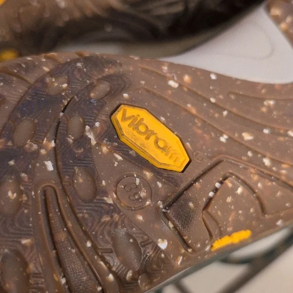 SOLD NEW Dansko Pine Posy Leather Hiking Boot Vibram Sole Size US 8.5 EU 39 - Picture 8 of 12